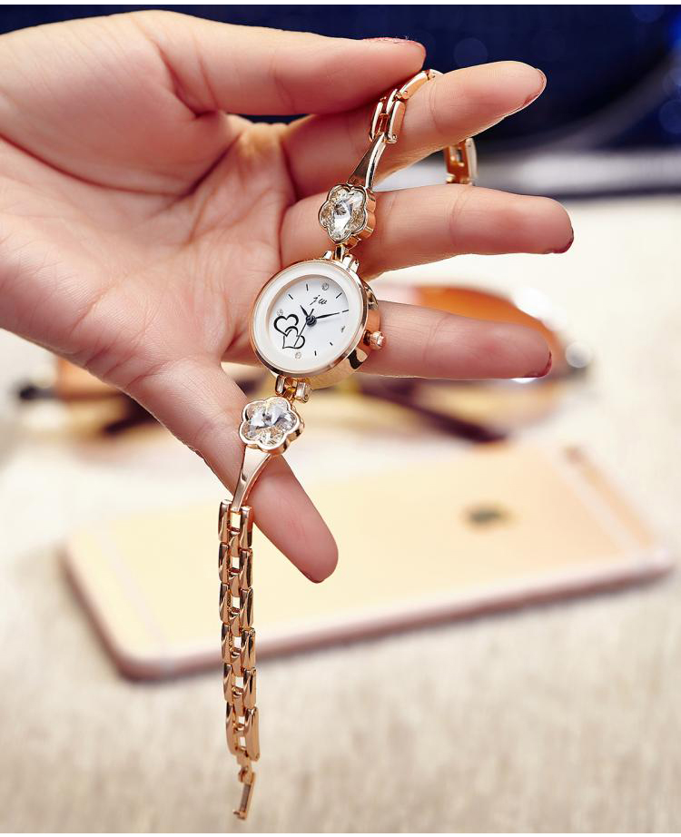 艾米娅 女生韩版新款潮流时尚学生手表中学休闲水钻石英表个性防水电子表