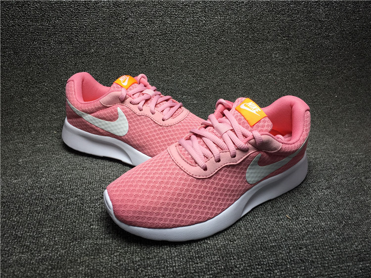 耐克/NIKE  ROSHERUN NIKE TANJUN SE女子运动休闲鞋812655-600