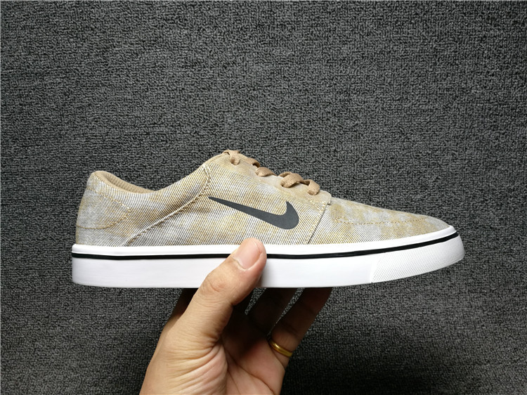 Nike耐克SB PORTMORE II SOLAR CNVS男女滑板帆布板鞋 723874-011