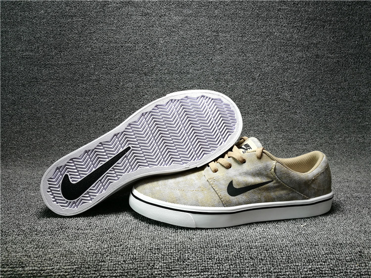 Nike耐克SB PORTMORE II SOLAR CNVS男女滑板帆布板鞋 723874-011