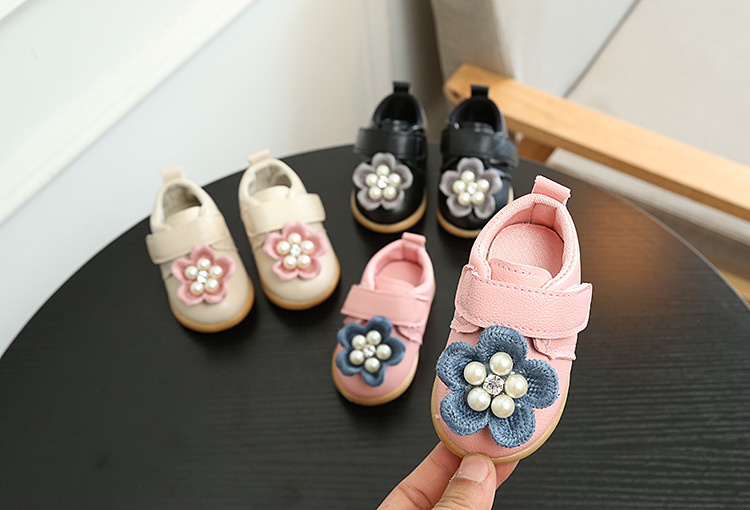 韩版宝宝软底皮鞋 珍珠花朵女童软底皮鞋0-1-2岁婴幼儿学步鞋YJ