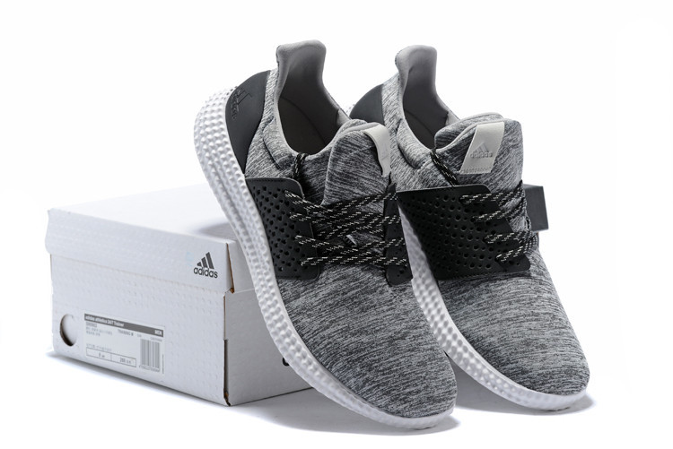 阿迪达斯/ADIDAS小3D打印跑步鞋黑白缓震女子休闲鞋运动鞋S80983