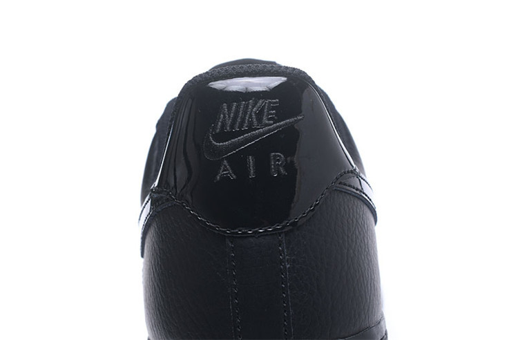 耐克男鞋Air Force 1空军一号 女子低帮休闲运动鞋NBA联名黑白板鞋 823511-103