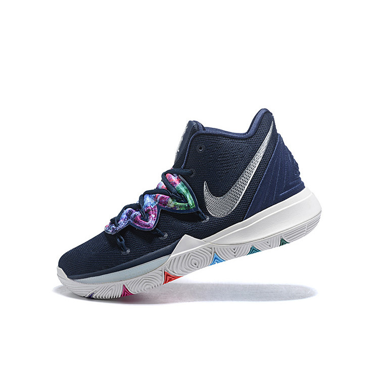 Nike Kyrie5欧文5代简版篮球鞋男子低帮战靴运动鞋  943806-104