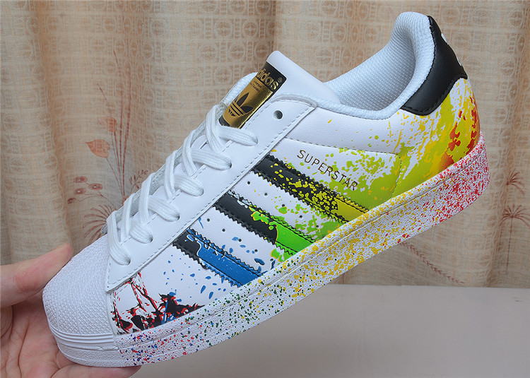 Adidas Superstar 三叶草贝壳头板鞋 男女针孔休闲运动鞋布面黑白皮面金标 BB1428