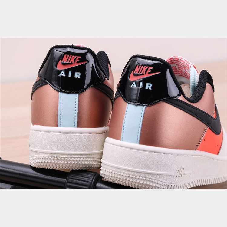 耐克Nike AF1空军一号休闲板鞋 CT3429-900