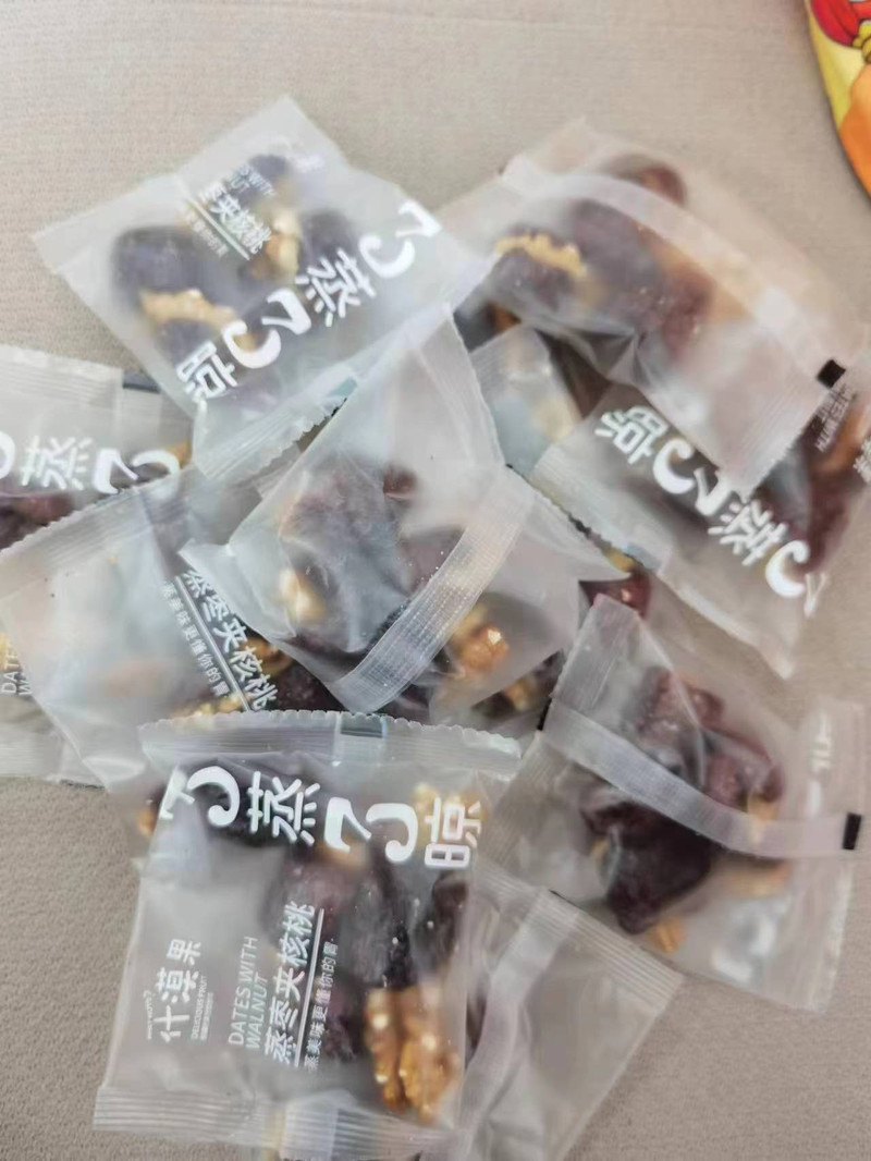 什漠果 蒸枣夹核桃168g