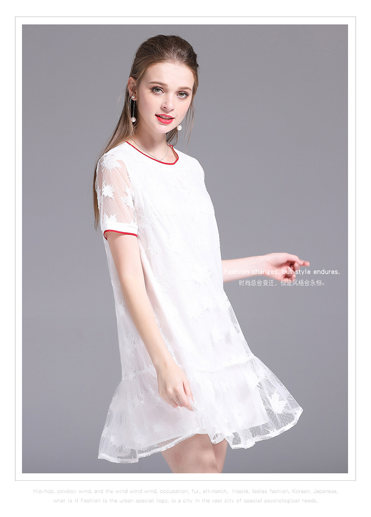 法米姿    新款夏季欧美气质宽松显瘦娃娃款撞色领绣花蕾丝连衣裙99018