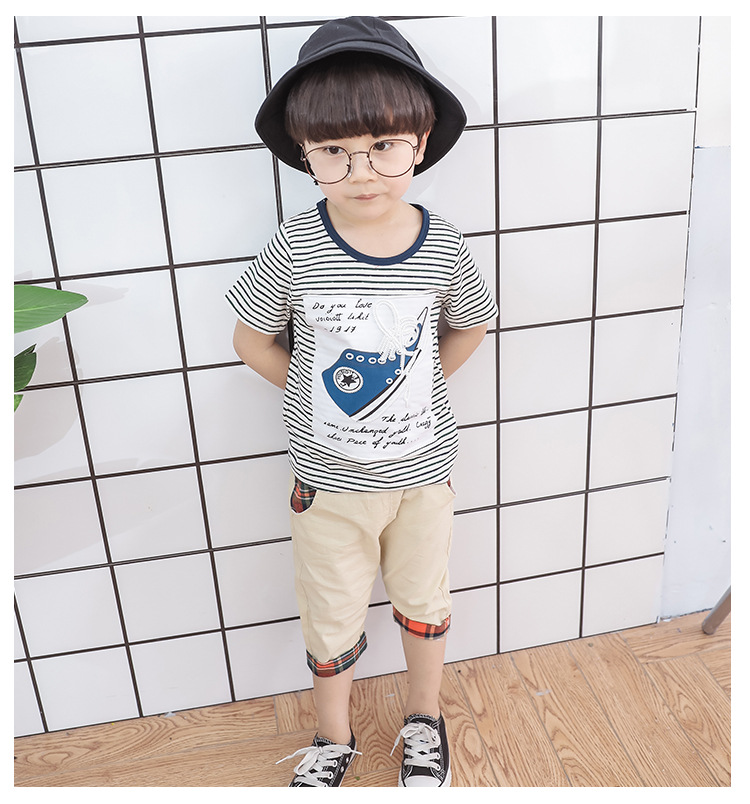 童套装2019夏季新款韩版男女童中小童时尚短袖鞋子条纹两件套