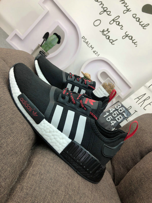 阿迪达斯 阿迪达斯adidas 三叶草 NMD_R1 男女经典运动鞋