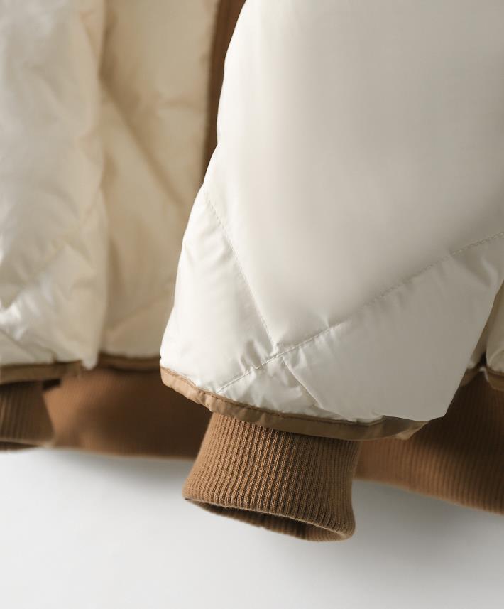 卡欧澜 冬季新款时尚保暖舒适韩版显瘦连帽设计小面包棉服