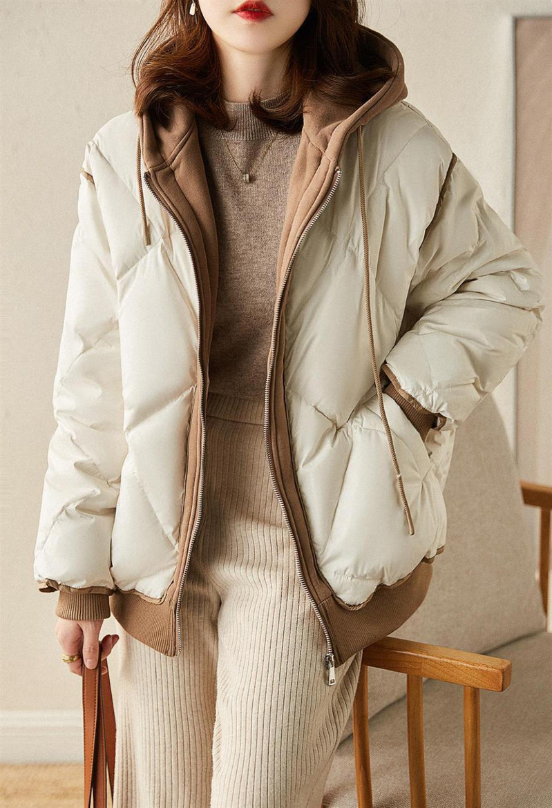 卡欧澜 冬季新款时尚保暖舒适韩版显瘦连帽设计小面包棉服