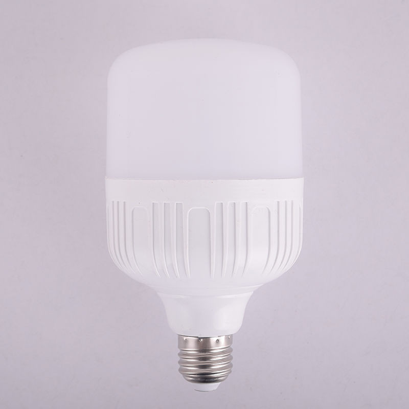 LED灯泡超亮家用球泡E27螺口led节能三防护眼商用灯泡