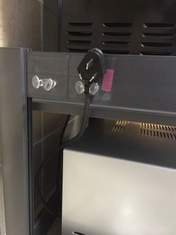 厨房挂插头的挂钩电源电线插头收纳挂钩粘胶透明塑料粘钩