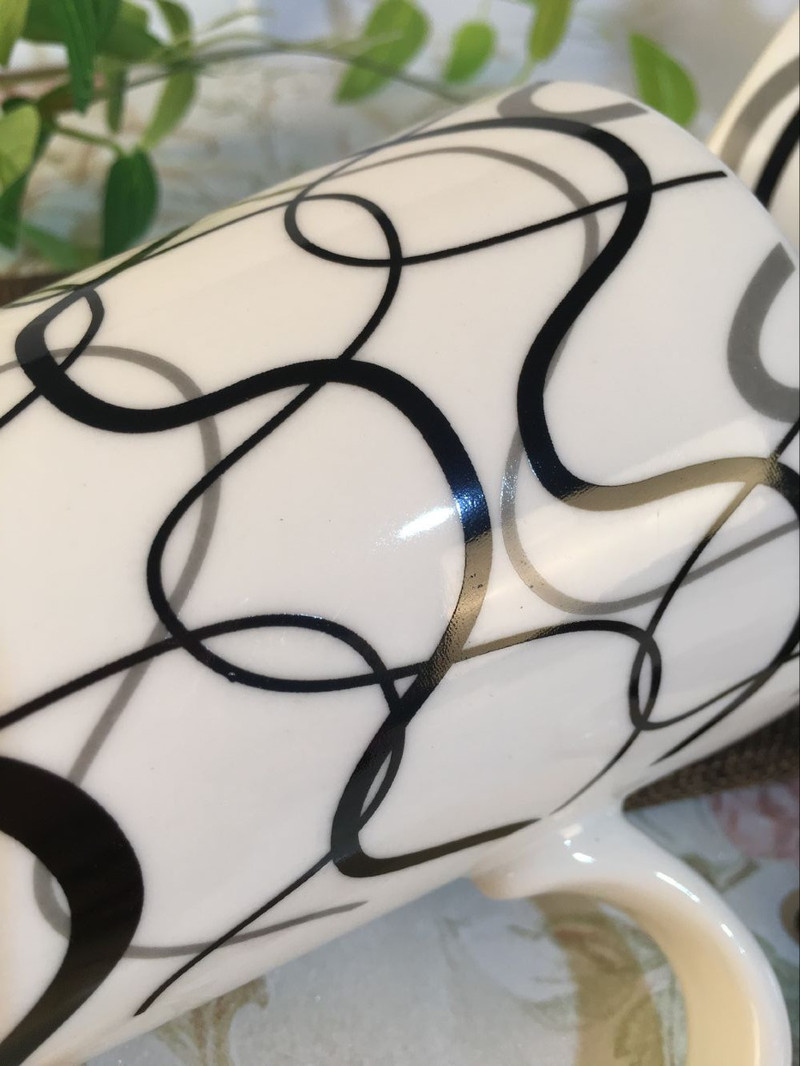创意马克杯大容量咖啡杯陶瓷杯子带盖简约情侣水杯