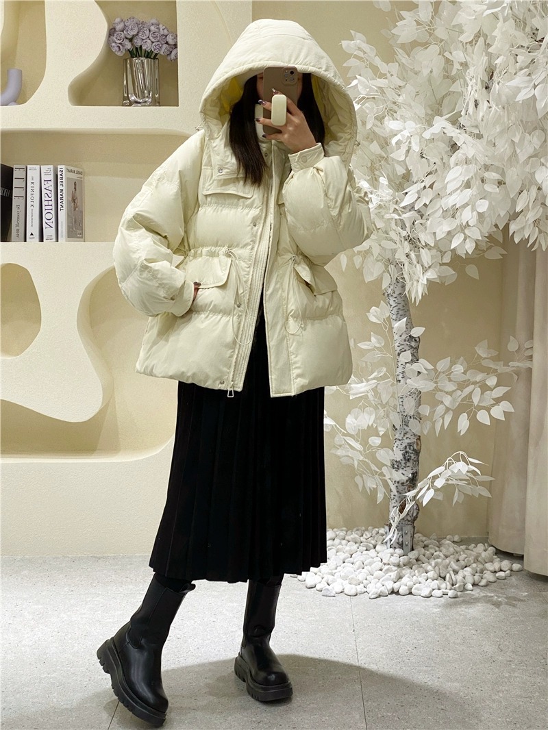 法米姿 羽绒服女短款冬季新款韩版宽松加厚设计感小众白鸭绒