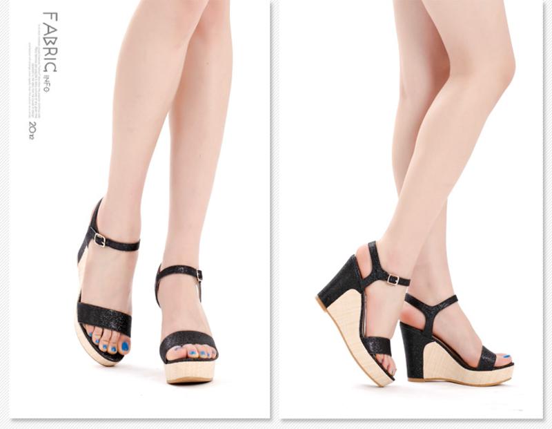 Juyi/巨一 2013夏季新款女式坡跟拼色编织底纹磨砂亮粉一字带扣凉鞋子101321050