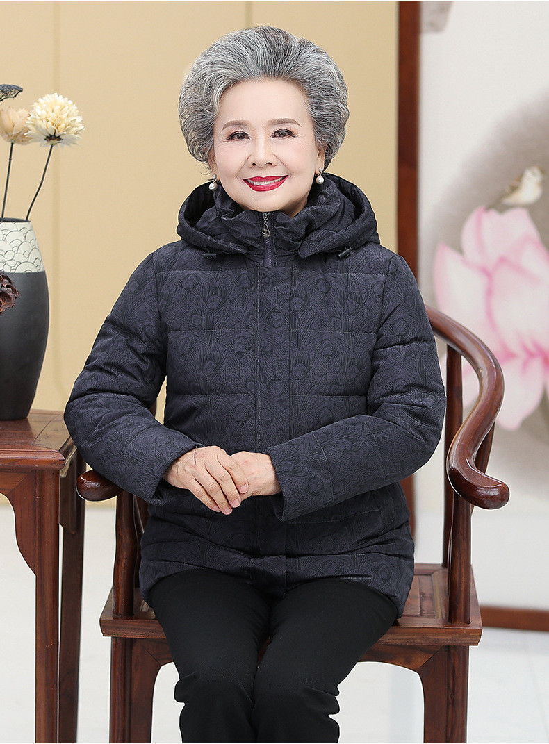 洋湖轩榭 短款冬装羽绒服50岁60中老年女装外套妈妈装纯色衣服大码