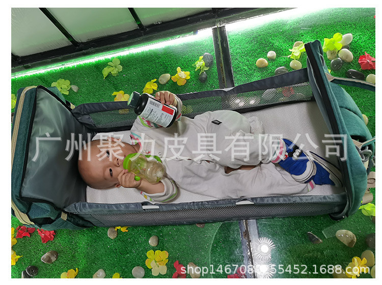 小童马 新款手提折叠婴儿床妈咪包 多功能床中床母婴包 便携式双肩妈咪袋a