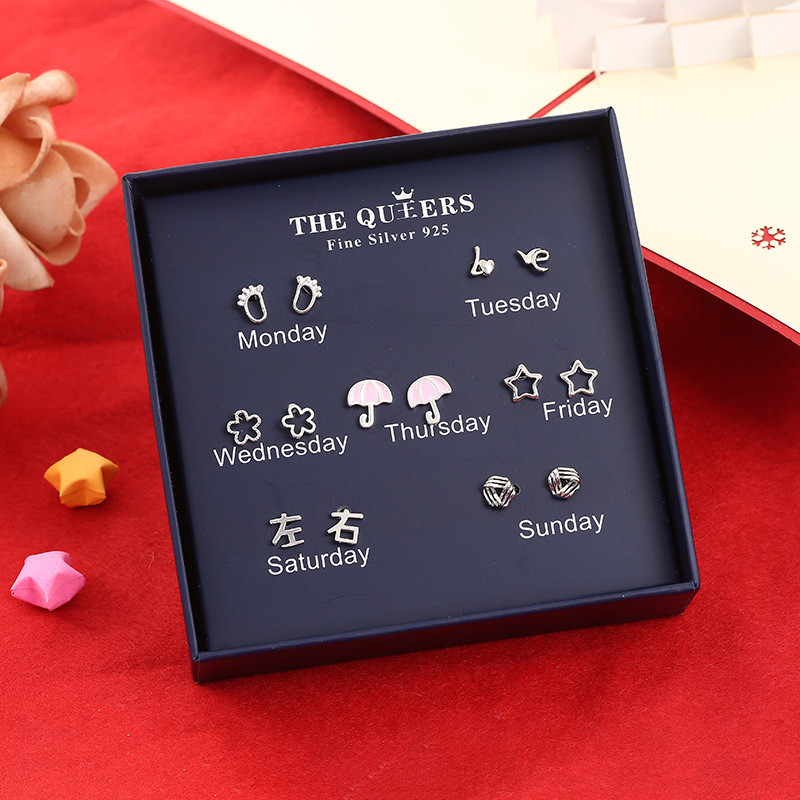 奈唯 S925银针圣诞系一盒装耳钉女日韩国简约个性气质百搭创意一周耳环-圣诞系列
