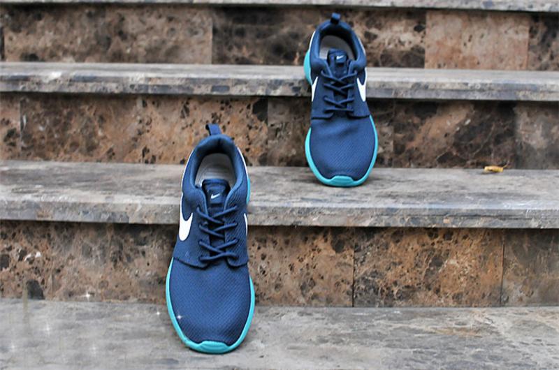 正品耐克男鞋新款Nike Roshe Run女鞋奥运黑白网面透气跑步鞋