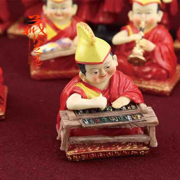 西藏活佛小喇嘛摆件 1套12个人物造型 居家汽车摆件 工艺品 包邮