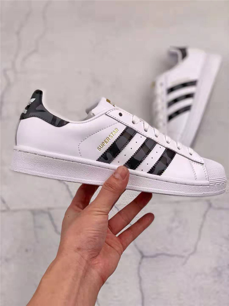 阿迪达斯新款贝壳头板鞋 Adidas Superstar 男女休闲板鞋情侣鞋 EG29159