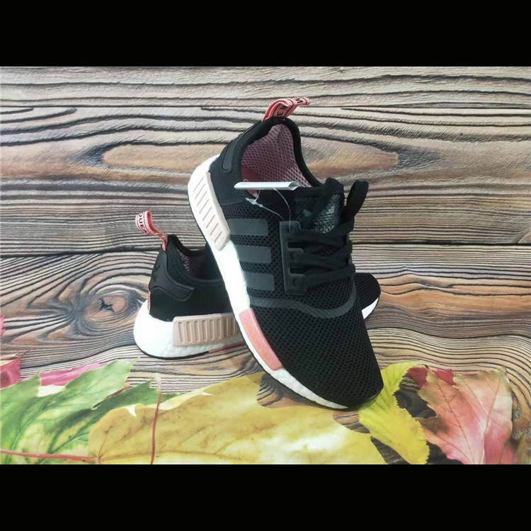 ADIDAS NMD BOOST阿迪达斯三叶草女鞋2019新款休闲舒适跑步鞋 EG7399