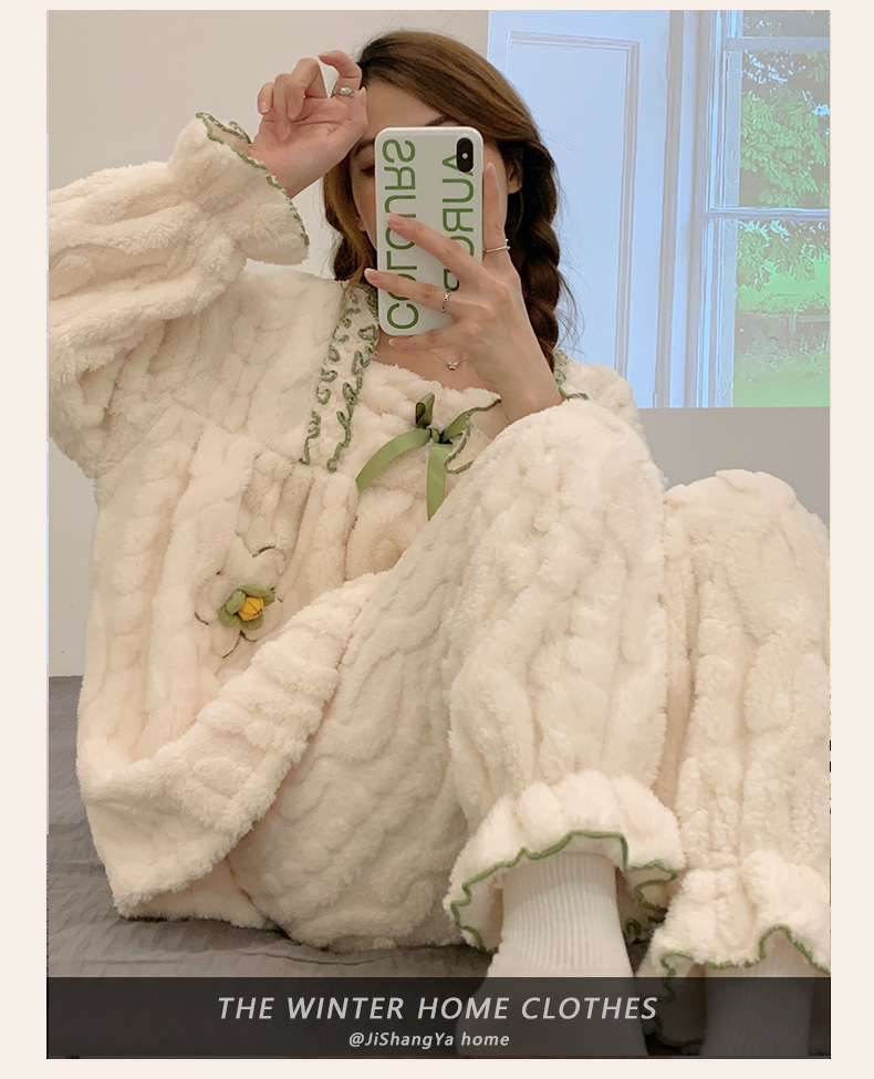 卡欧澜 冬季新款睡衣女可爱时尚公主风提花绒保暖舒适感