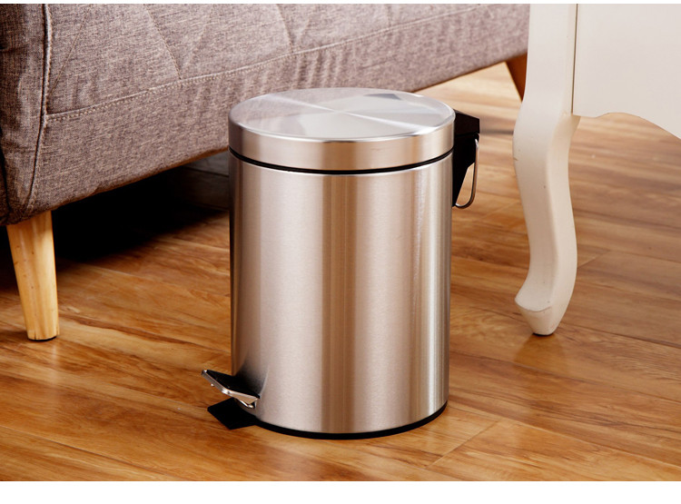 欧润哲 5升欧式垃圾桶家用不锈钢脚踏式有盖卫生间办公室客厅大号厨房垃圾筒