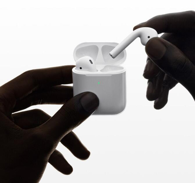 苹果/APPLE 新款AirPods2代 无线蓝牙耳机 配充电盒 无线充电版