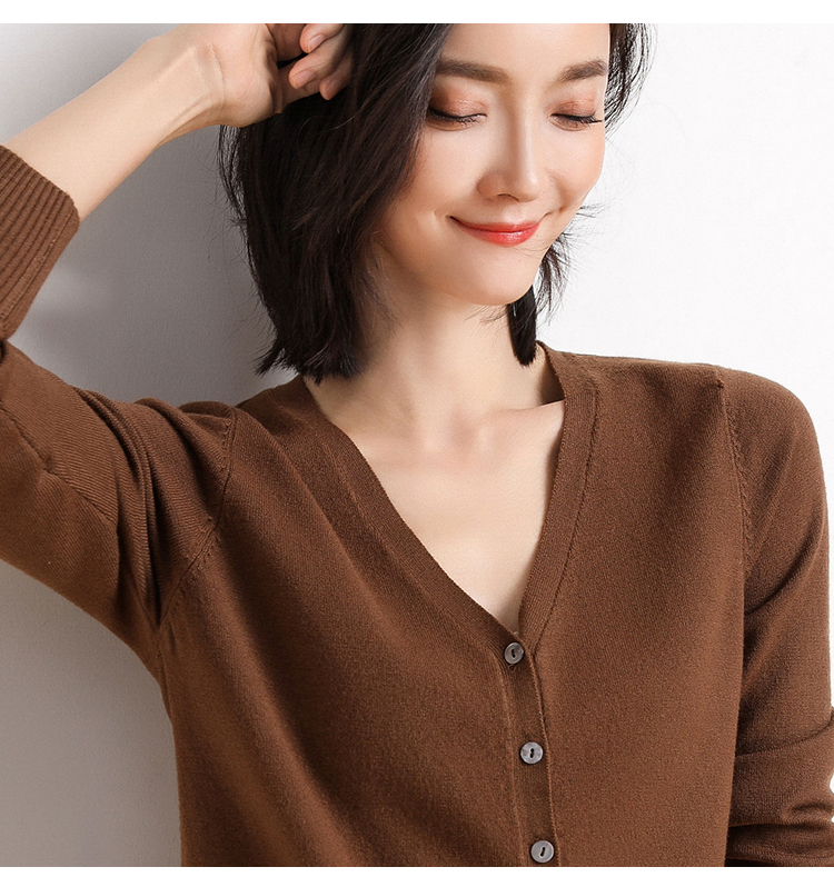 2019秋季新款女装韩版短款时尚针织开衫毛衣女纯色百搭气质外套
