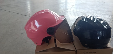 创的 长面罩防风防寒电动车防护头盔
