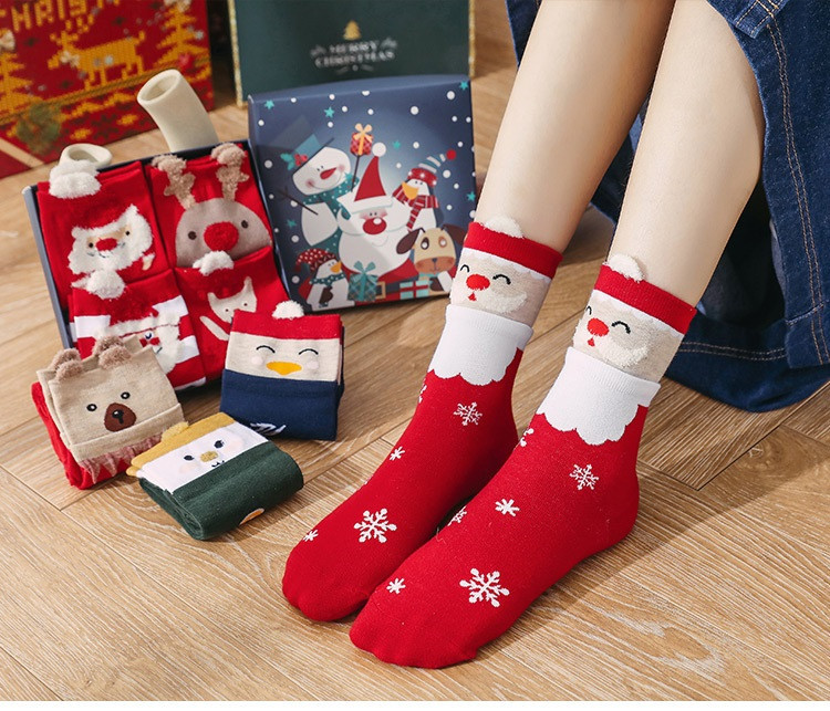 verhouse 4双装圣诞袜子秋冬新款卡通可爱女士中筒袜休闲保暖袜子