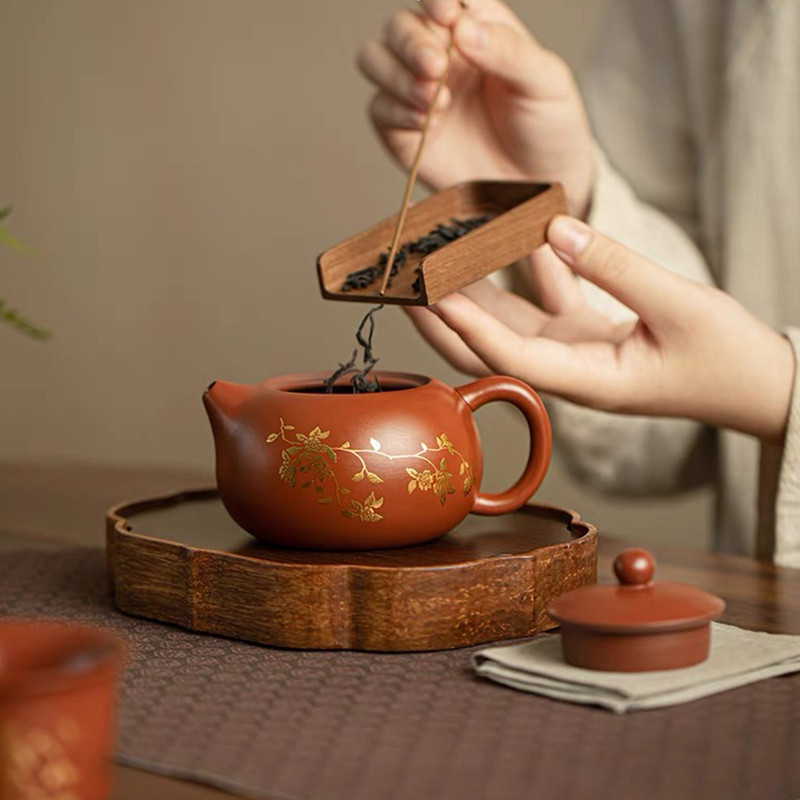 汖茗元 紫砂缠枝莲贴花一壶两杯套组