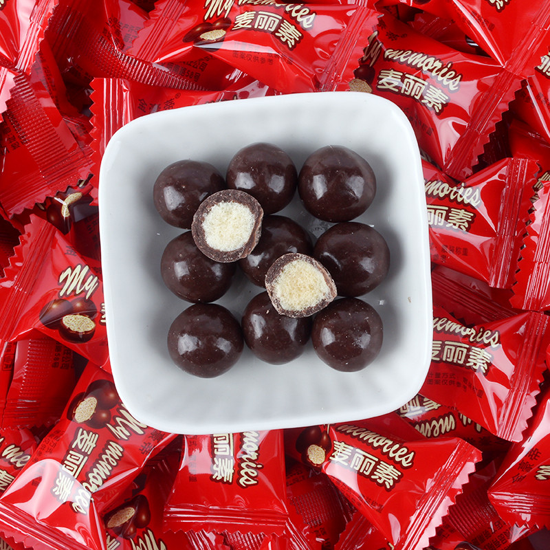 田之洲 金豪蒂网红爆款代可可脂涂层巧克力脆心球制品麦丽素散装零食品