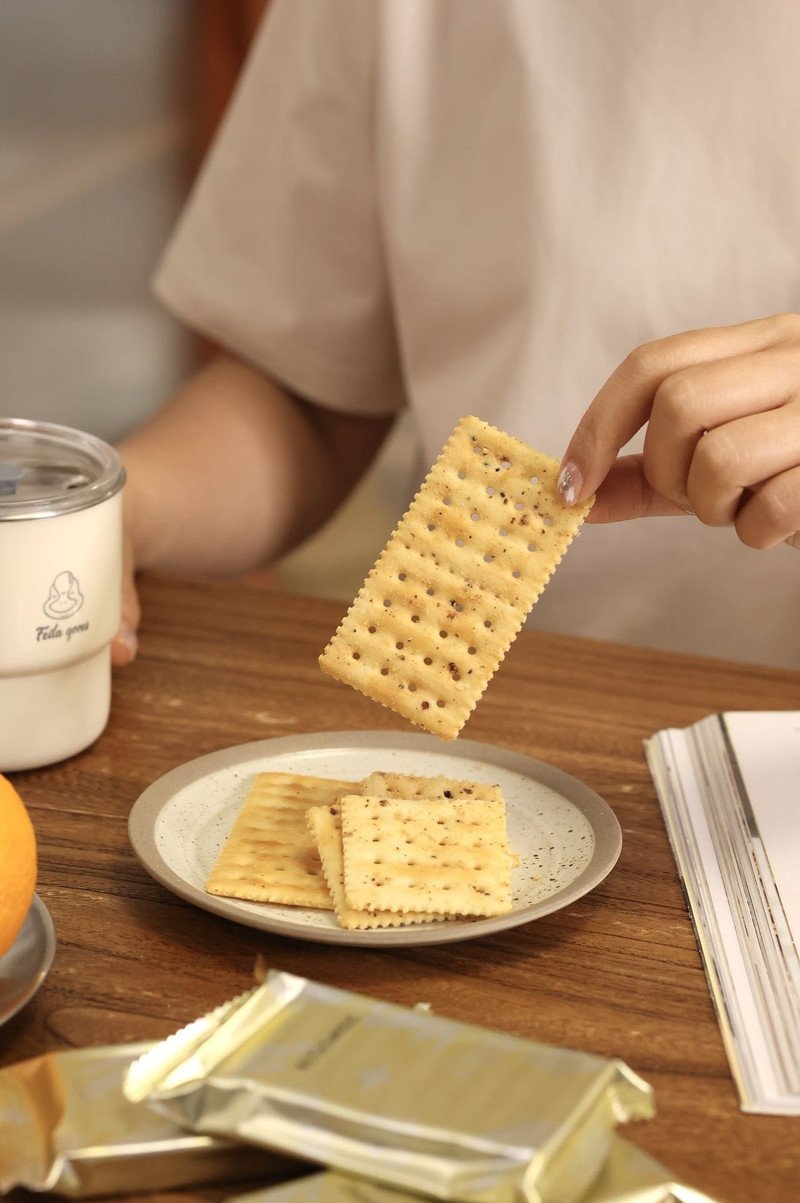 允礼 松茸味黄油苏打饼