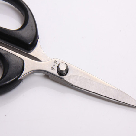 普润 剪刀家庭用剪类办公剪刀学生剪不锈钢剪。