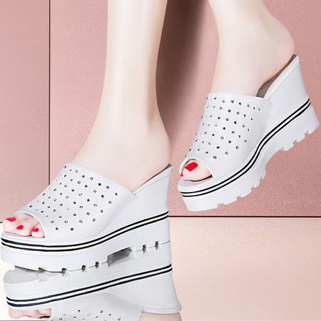 古奇天伦8442厚底时尚室外凉拖鞋女夏季新款韩版坡跟松糕高跟女鞋图片