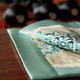 伟殳欧式洛可可刺绣高档餐桌垫布艺隔热垫二色可选(单个）