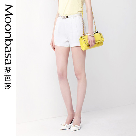 Moonbasa/梦芭莎时尚优雅干练减龄轻熟肌理面料高腰A型纯色女短裤