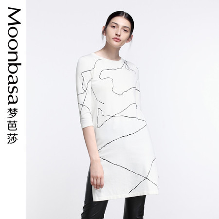 Moonbasa/梦芭莎线迹印花H型七分袖侧边开衩长款套头毛衫图片