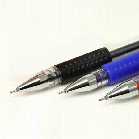  得力中性笔6601水笔实用型中性笔 商务办公签字笔0.5mm 书写流畅