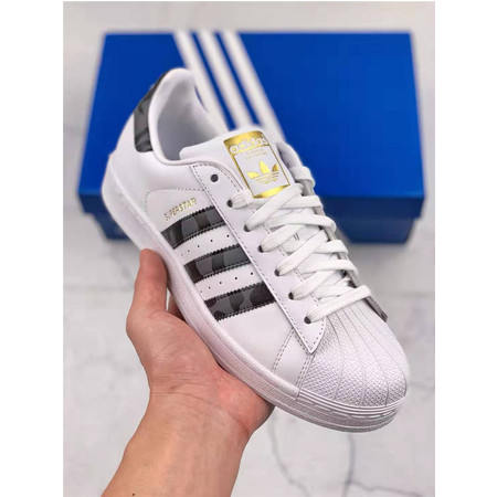 阿迪达斯新款贝壳头板鞋 Adidas Superstar 男女休闲板鞋情侣鞋 EG29159图片