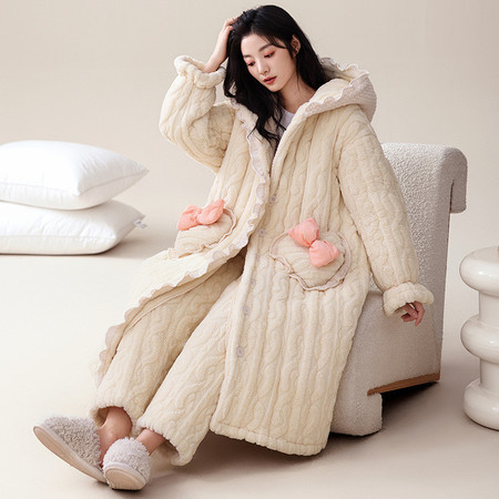法米姿 新款珊瑚绒睡衣女秋冬季加厚三层夹棉法兰绒睡袍图片