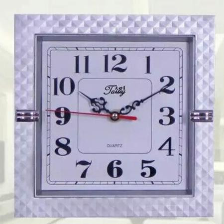 包邮挂钟客厅超静音挂表创意时钟儿童卡通卧室钟表现代简约石英钟图片