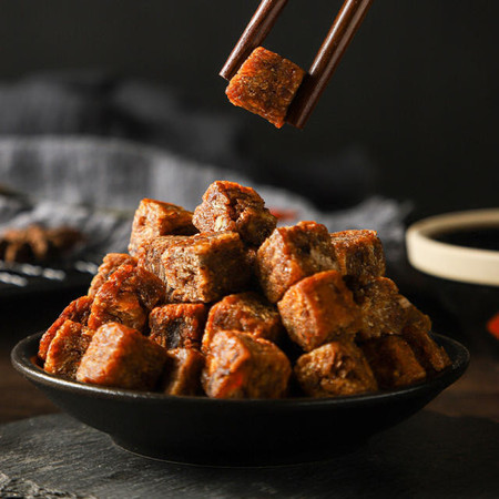 【买二送一】五香牛肉粒网红风干牛肉干手撕香辣小吃休闲零食批发