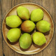 现摘红香酥梨香梨10斤/5斤/2斤源自新疆香梨整箱梨子批发新鲜水果