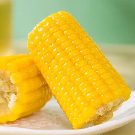 鲜小盼 玉米新鲜糯玉米非转基因正空包装早餐黄糯玉米4棒营养甜糯鲜食图片