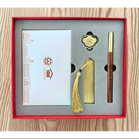 中国邮政 新疆大学校园文创 书签明信片套盒（百年校庆限定款）图片